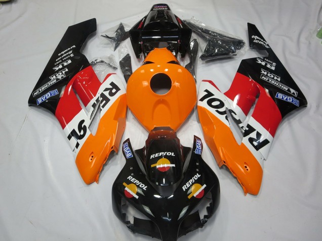 04-05 Brillante Repsol CBR1000RR Carenados Moto 04-05 Brillante Repsol CBR1000RR Carenados Moto