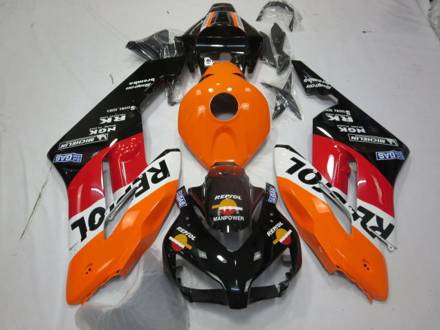 04-05 Repsol CBR1000RR Carenados Moto 04-05 Repsol CBR1000RR Carenados Moto