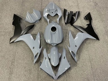 04-06 Nardo Gris & Negro R1 Carenados Moto