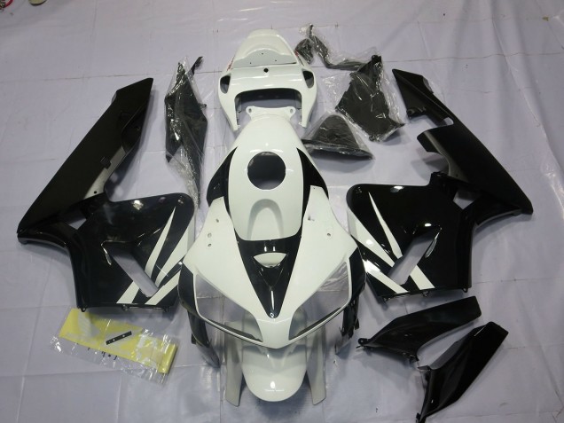 05-06 En Blanco & Negro CBR600RR Carenados Moto 05-06 En Blanco & Negro CBR600RR Carenados Moto