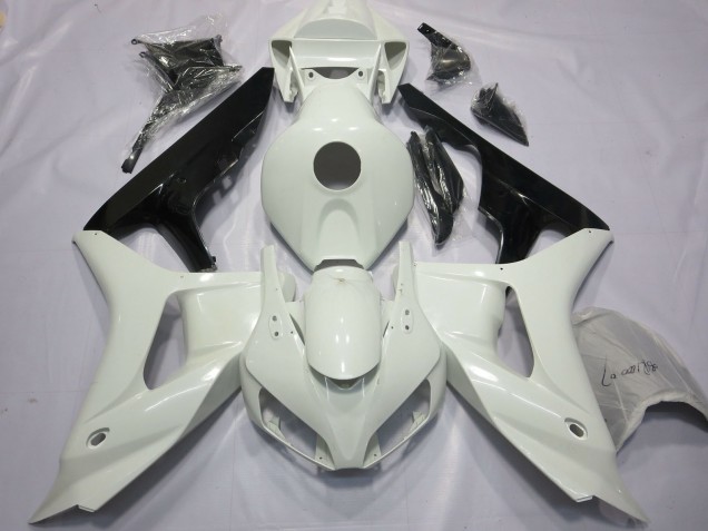 06-07 En Blanco & Negro CBR1000RR Carenados Moto