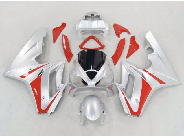 06-08 Plata & Rojo Daytona 675 Carenados Moto 06-08 Plata & Rojo Daytona 675 Carenados Moto