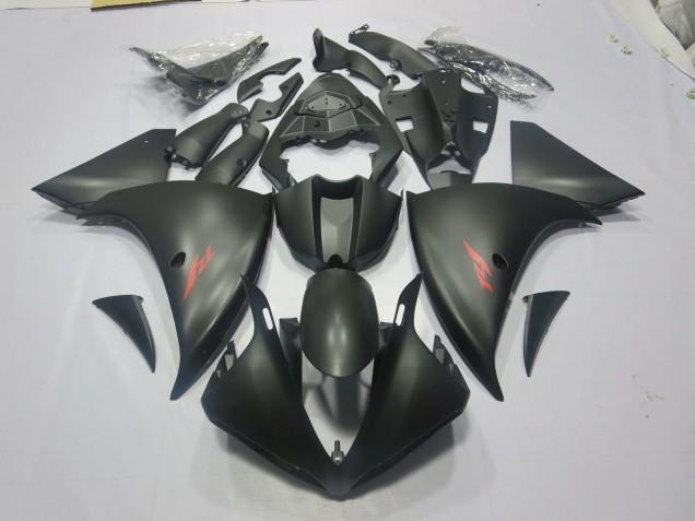 09-11 Negro Mate Rojo R1 Carenados Moto