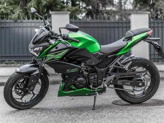 Venta Kits Carenado Moto Kawasaki Z250/Z300 2015-2016 - Verde Negro Mate