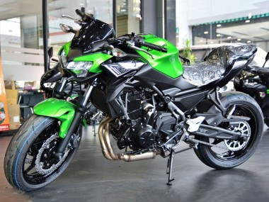 Venta Carenados Moto Kawasaki Ninja Z650 2020-2023 - Verde Negro