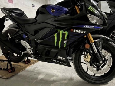 Venta Carenados Moto Yamaha YZF R3/R25 2022-2024 - Azul Negro Verde Monstruo Yamalube ENEOS
