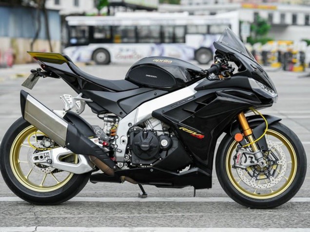 Venta Carenados Moto Aprilia RSV4 1100 2021-2024 - Negro