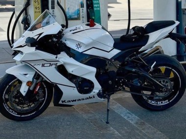 Venta Carenados Moto Kawasaki ZX10R 2021-2025 - Blanco Negro Raya
