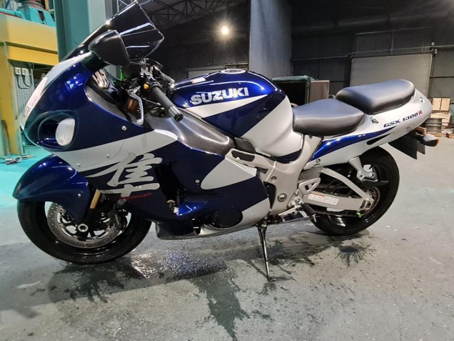 Venta Carenados Moto Suzuki GSXR 1300 Hayabusa 1996-2007 - Azul Blanco