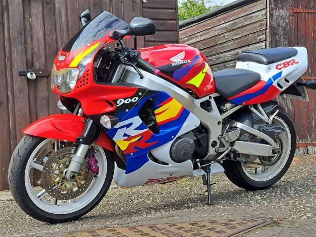 Venta Carenados Moto Honda CBR900RR 893 1996-1997 - Blanco Rojo Azul Amarillo